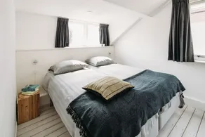 Nice vacation home, only 4 minutes walk to the center of Bergen and close to the beach! - Image 5