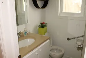 Newly Renovated Etobicoke 3BR/2Bath Urban Oasis w/Patio - Image 3