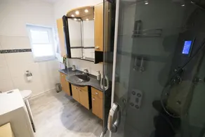 Ferienwohnung mit 75 qm Wohnfläche im Erdgeschoss - Image 2