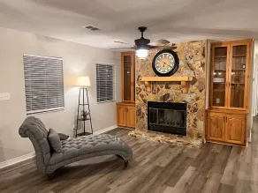 Private 3 Bed, 2 Bath Home on 1 Acre with a Fireplace - Image 2