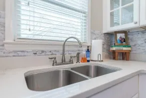 Where urban meets horses and bourbon , is exactly where you will find this adorable Lexington home in 40514. Sky Beauty is a 3 bedroom, 2 bathroom home features a fenced in backyard, updated kitchen, comfortable living room, Apple TV, and so much mor - Image 3