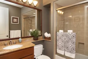Luxury Zen Polynesian Penthouse - Image 4