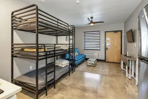 Family staycation suite near Six Flags in The Landing Hub Hotel with onsite activities - Image 5