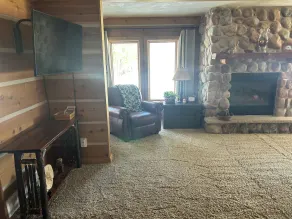 Secluded Lake Cottage in Northern Wisconsin - Image 2