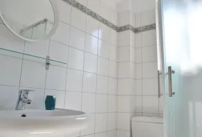 Jumeaux élégantes maisonnettes avec piscine! - Image 4