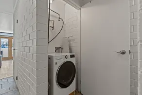 Appartement en copropriété avec jacuzzi et piscine | Vue montagne - Image 2