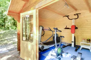 5 bedroom property with private pool, gym, ping pong, 90km northern Rome - Image 4