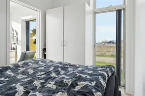 Modern Summer House With Fantastic Skylight - Image 5