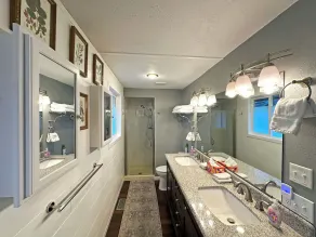 RIVER PARK HOME with GARAGE & EV CHARGER, Spa, Home Theatre + Arcade, 3,000 SqFt - Image 3