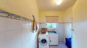 Dromana Seaside Escape - 400m to the beach - Optional Boatshed - Image 2