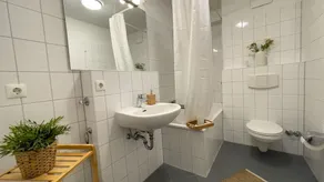 B2.1 - Dream vacation apartment with 2 balconies for up to 6 persons only 200m from the - Image 3