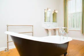 Grange Luxury Period Manor House - Image 4