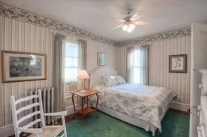 Beautiful 6 BR House in center of  Historic District 1 Block to Beach   - Image 4