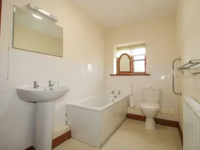THE ONIBURY, family friendly, with pool in Ludlow - Image 3