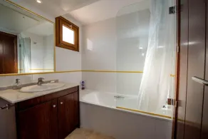 LUKSUS PENTHOUSE LEJLIGHED 250M FRA HAVSPOOLERNE 2 SOLARIUM TERRASSER SEVISNING - Image 3