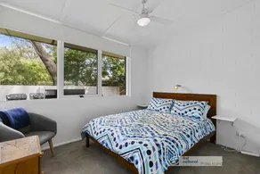Honeysuckle Grove, Beach Unit in Silverleaves. - Image 4
