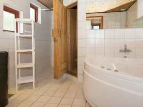 Spacious Holiday Home in Storvorde With Sea Nearby - Image 5