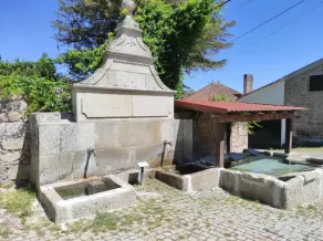 Casa Penedo do Raposo - Image 2
