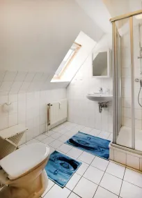 Beachfront apartment for up to 3 people, parking, pets allowed, linens included, Wi-Fi - Image 2