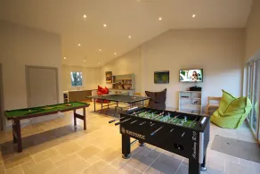 Modern Barn Conversion, 3 bedrooms - Image 2