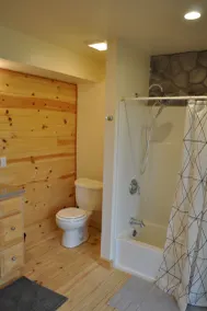 Spacious Studio on Monocacy River, Sleeps 4, Full Bath, Kitchenette. - Image 2