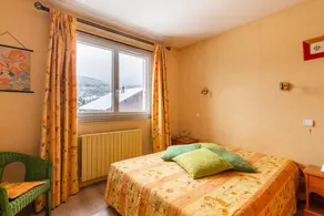 Apartamento apta para familias con barbacoa, jardín y terraza | Vistas a la montaña | Acepta mascotas - Image 3