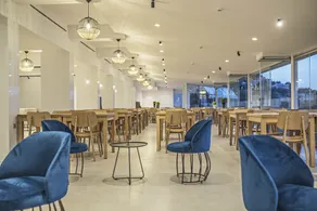 Ray Hotel - Image 4