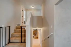 ★ MAGNIFIQUE! 4BR, grande cour clôturée, chiens bienvenus!★ - Image 3