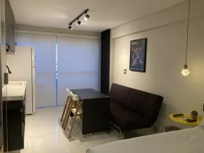 Studio Lux West Flat - Image 5