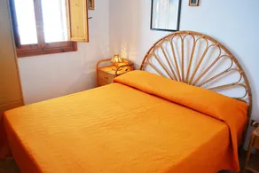 Central Apartment “Casa vacanza vicino spiaggia-LL23” with Balcony - Image 4