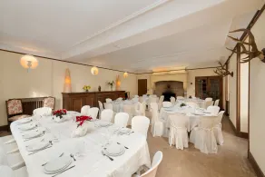 Magnificent 18th century château, swimming pool , ideal for a get-together - Image 4