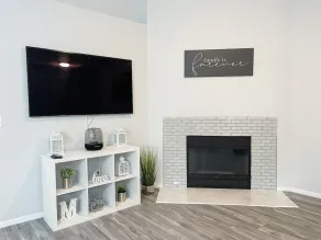 Entire beautiful 2 bedroom house. - Image 2