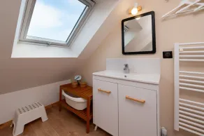 Ty Eole Spacious Family House for 10 with Private Terrace, Garden & Parking in Quiberon - Image 5
