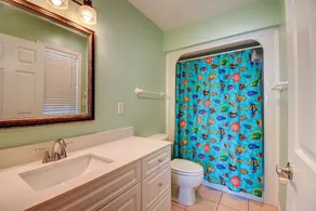 Oceanfront 5BR home in Surf City NC - Sleeps 15 with spacious amenities - Image 5