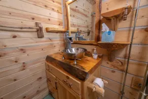 Bonnie City Cabin-Madison enda Log Cabin Rental - Image 2