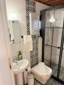 Jasmine Suites - Image 4