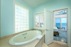 The \"Snook House\" at Tarpon Point ~ Luxury Oceanfront Home with 4 BDR & 4 Bath - Image 5