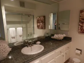 Corondo Shores Unique  & Beautiful Condo -  Stunning Views!!!  Pet Welcome! - Image 3