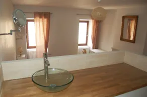 air-conditioned and renovated medieval village house - free wifi - Image 3