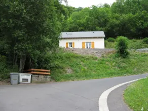 - jennifer cottage - - Image 3