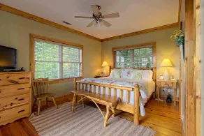 Schöne Hütte, 4 König Schlafzimmer, alle mit eigenem Bad! 5 Decks zu genießen. - Image 3