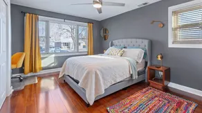 My Prima Karina BEAUTIFUL 4bd 2ba in quiet Chicago Suburb - Image 5