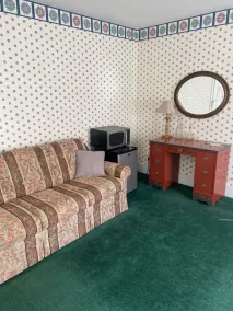 AH #34 · AH #34 Queen Suite w/Jacuzzi/SS/Fridge/Micro - Image 4