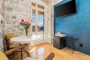 Captain's Guest House - Image 4