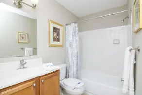 Corner Unit - 2 bedroom 2 bath -  Close to downtown Tampa - Image 3