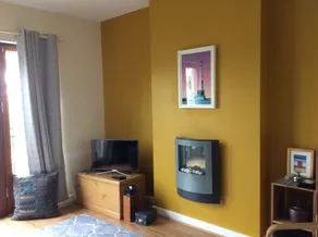 Spacieux, lumineux et confortable appartement de 2 chambres situé à seulement 10 minutes à pied des magnifiques plages et à quelques minutes à pied de la ville préservée de Malahide. - Image 2