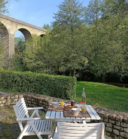 Gîte au coeur de la nature en bord de rivière - Image 4