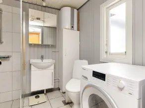 4 Person Holiday Home in Karrebaeksminde - Image 4