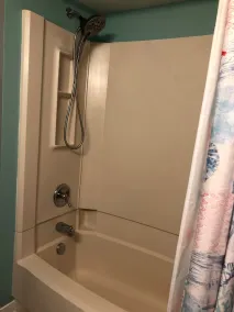 Recently updated 1 BR Condo with stunning lake views - No cleaning or linen fees - Image 3