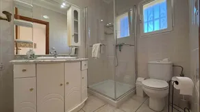 T-4711, Villa Sol, villa avec piscine privée, 600 m de la mer - Image 4